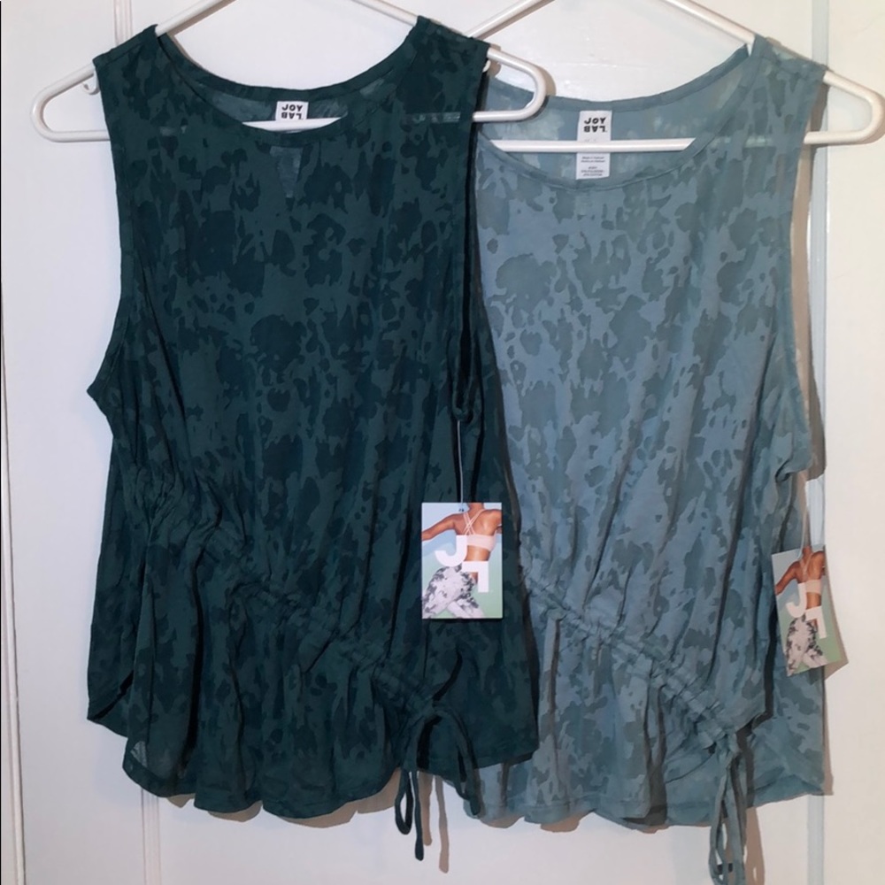 Workout exercise tops